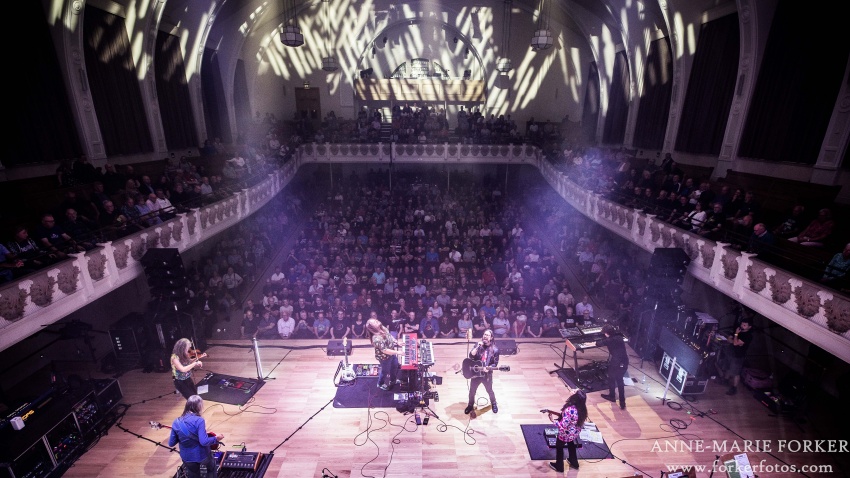 Big Big Train Live At Cadogn Hall